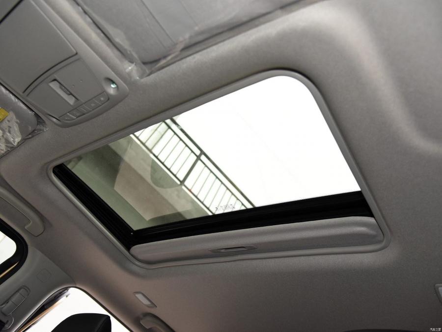 Детали интерьера Nissan Terra 2018 года  (CN) (фото 89 из 144)